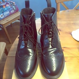DR Martens Delphine Boots